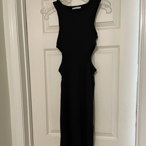 Zara Dresses & Skirts - Zara fitted dress with side waist cut out